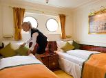 Royal Crown deluxe cabin